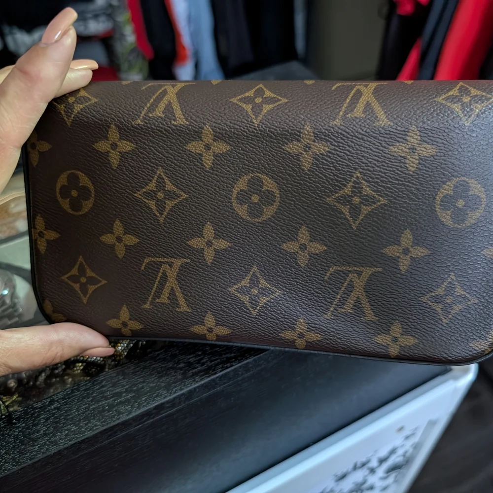Louis Vuitton Brown Monogram Clutch - Picture 7 of 12